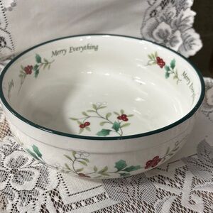 Pfaltzgraff Winterberry 7-inch candy/side dish bowl